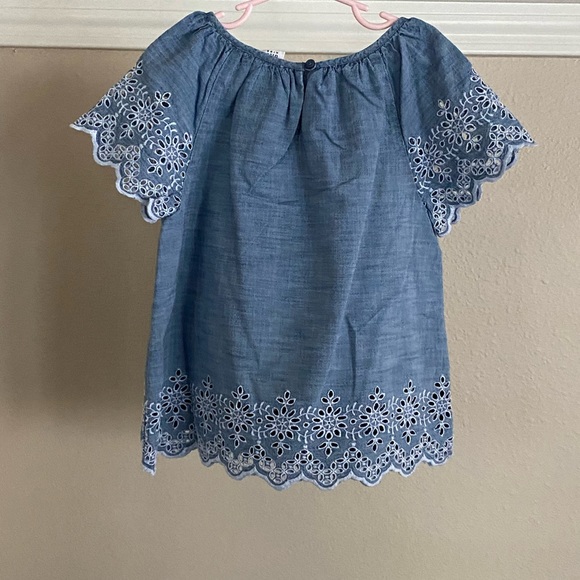 Girls Chambray Eyelet Blouse - Picture 5 of 7